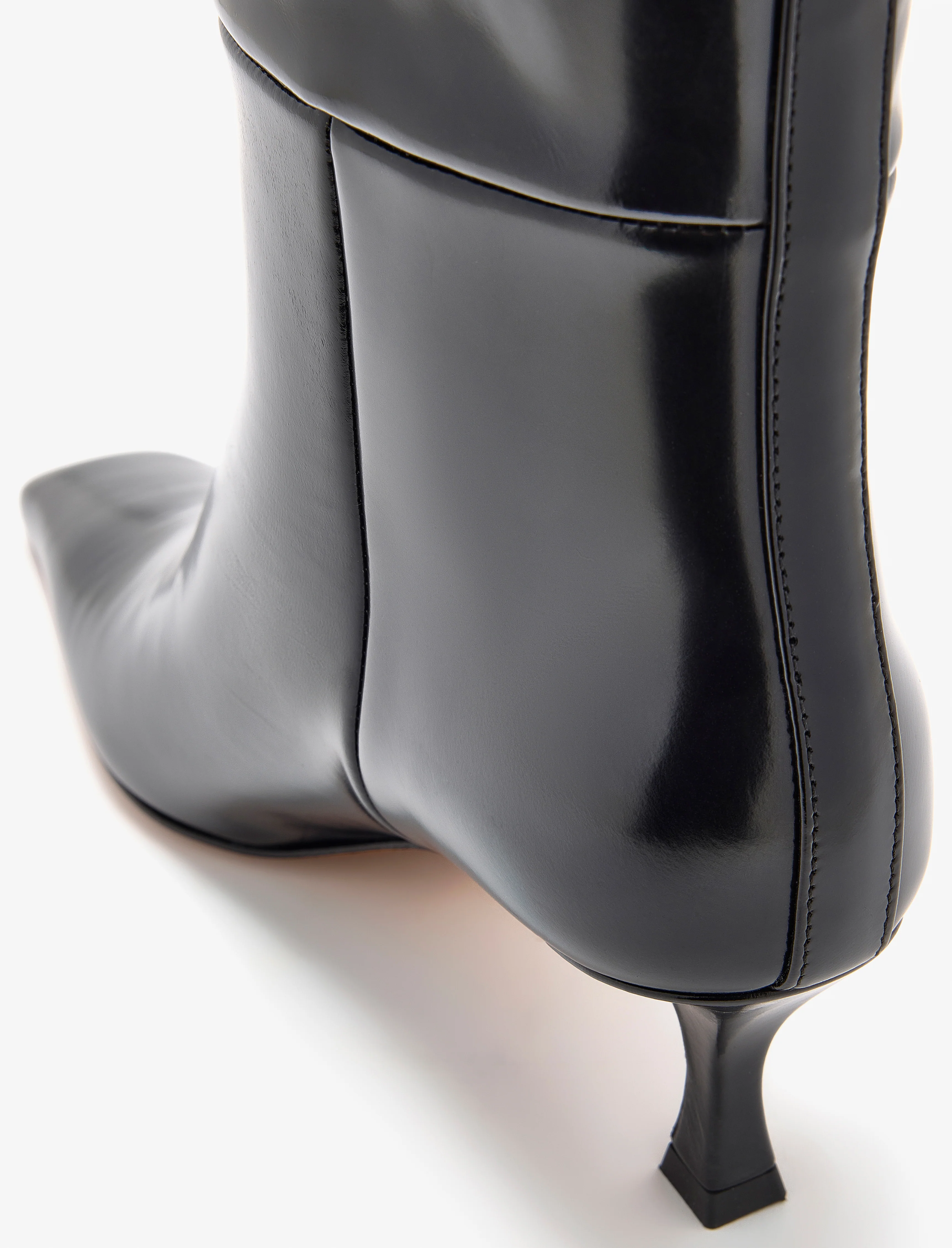 Trap Boots in Spazzolato Leather - Image 4